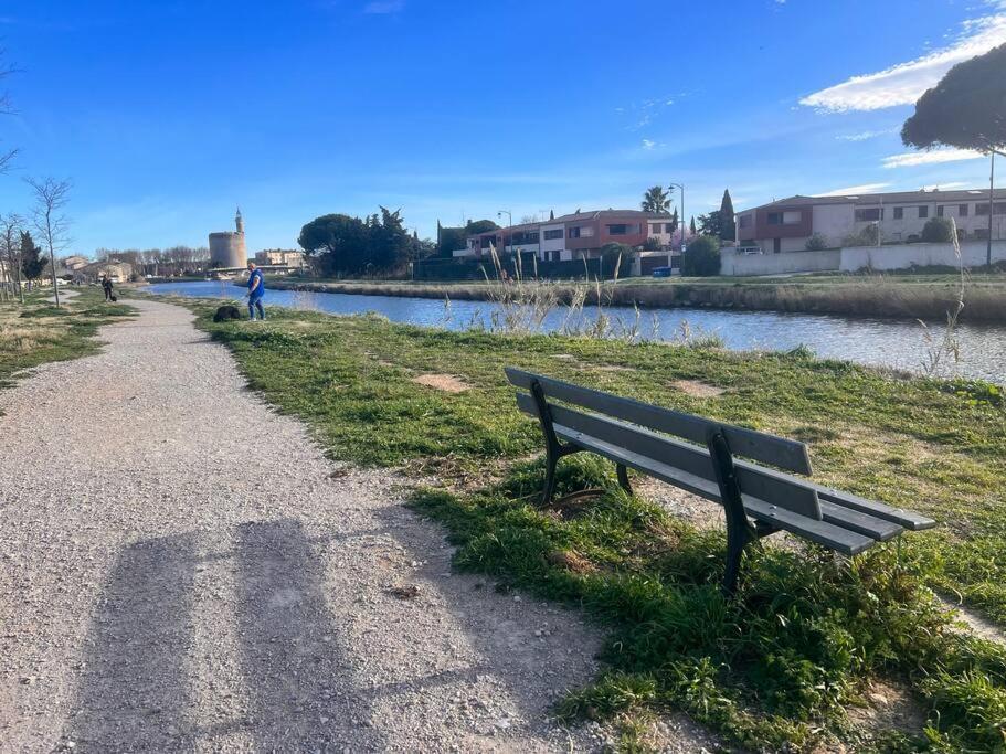Maison A 800M Des Remparts Aigues-Mortes Esterno foto